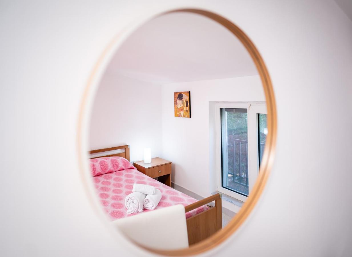Apartament La Casa Del Maestro Attico Pisciotta Zewnętrze zdjęcie